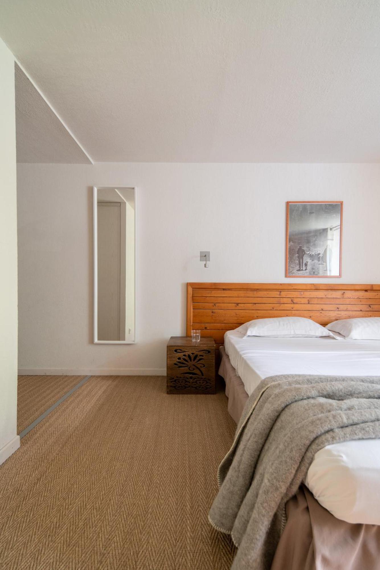 Domaine De Ramonjuan Otel Bagnères-de-Bigorre Oda fotoğraf