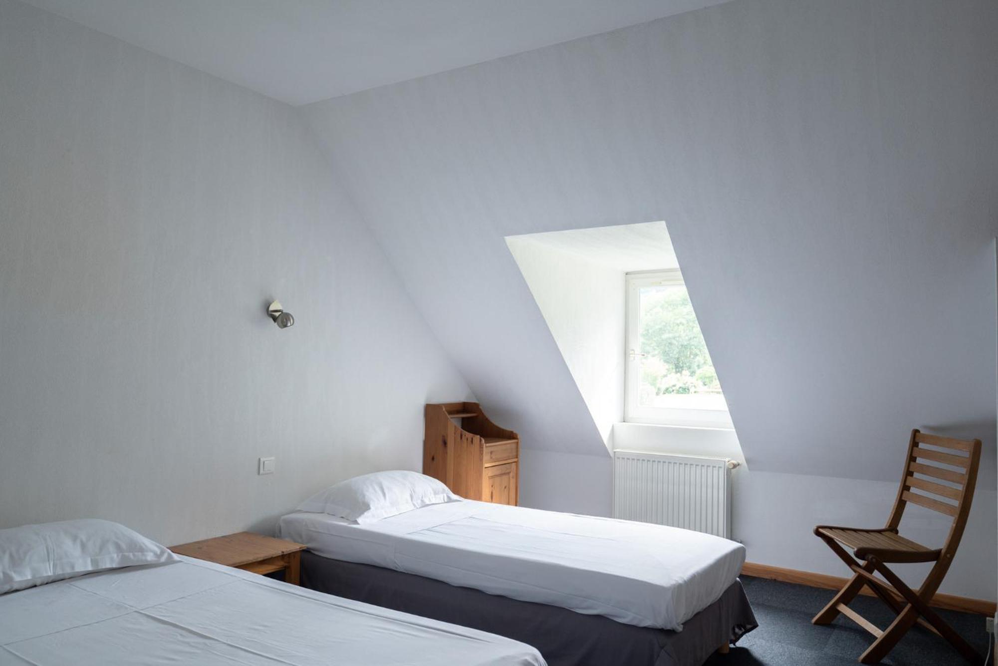Domaine De Ramonjuan Otel Bagnères-de-Bigorre Oda fotoğraf