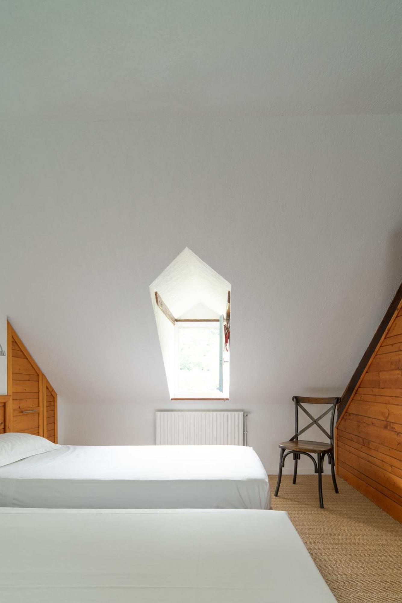 Domaine De Ramonjuan Otel Bagnères-de-Bigorre Oda fotoğraf